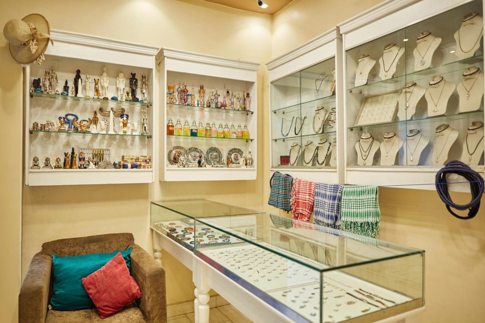 Grand Golden Pyramids View Hotel Kafret el-Gabal Екстериор снимка