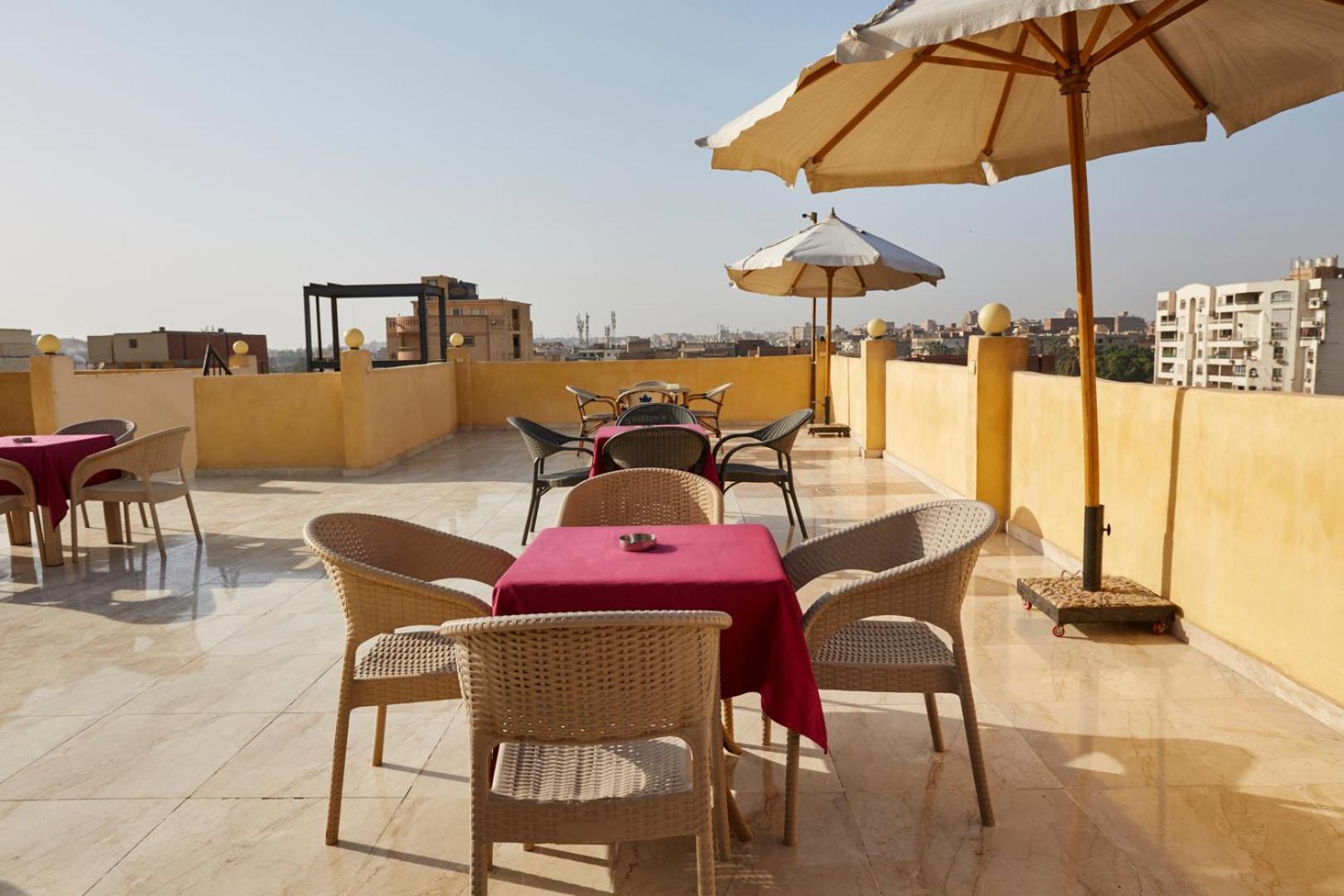 Grand Golden Pyramids View Hotel Kafret el-Gabal Екстериор снимка