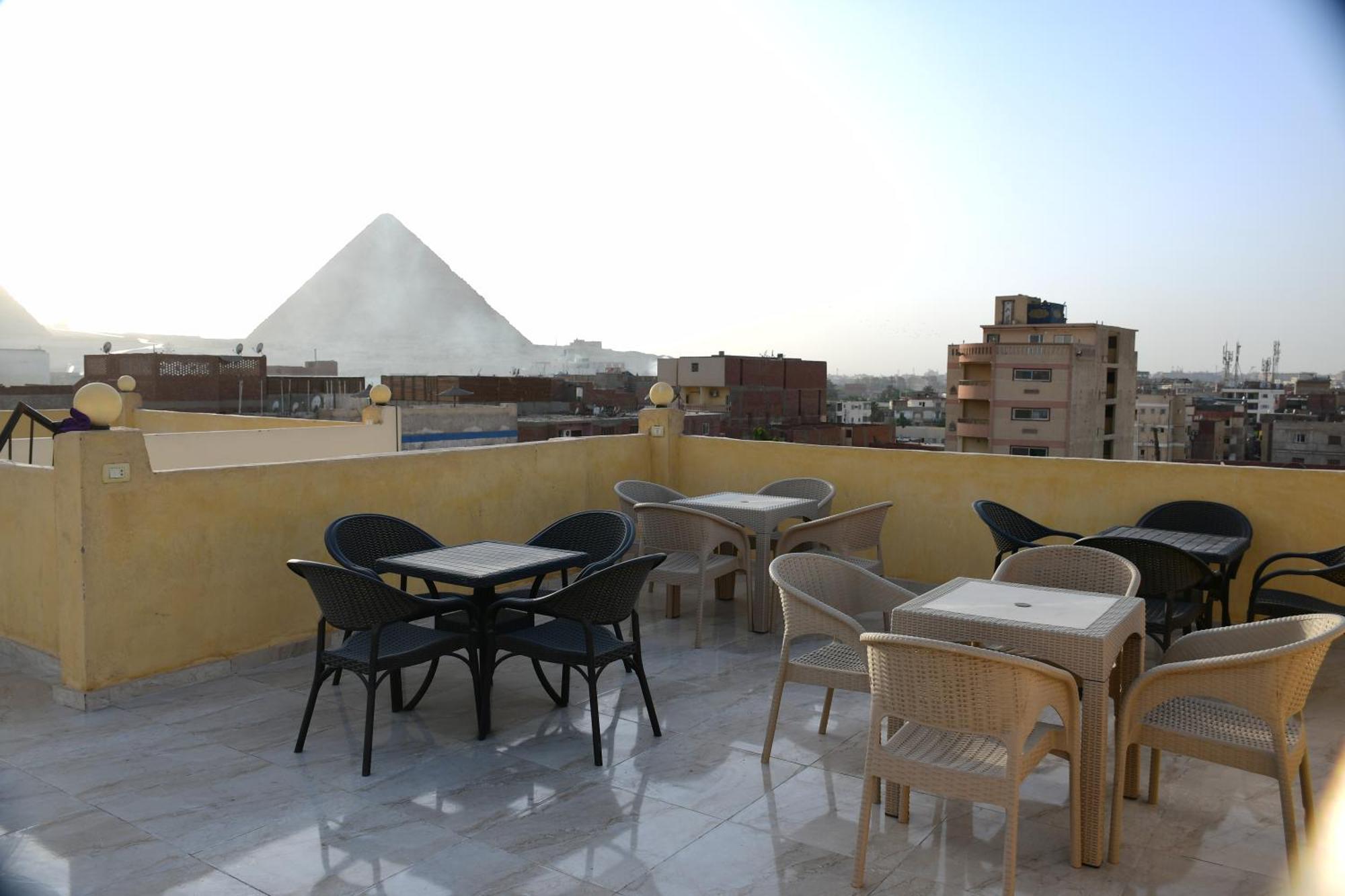 Grand Golden Pyramids View Hotel Kafret el-Gabal Екстериор снимка