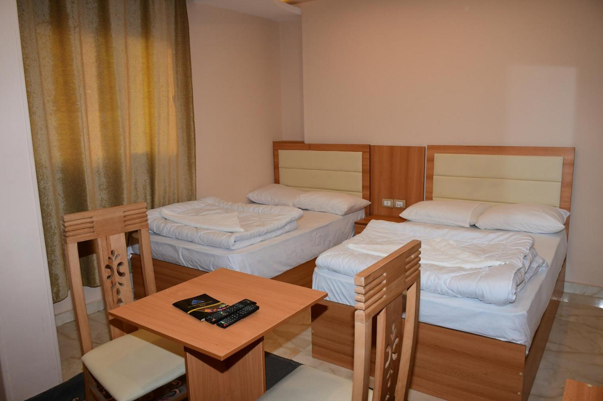 Grand Golden Pyramids View Hotel Kafret el-Gabal Екстериор снимка