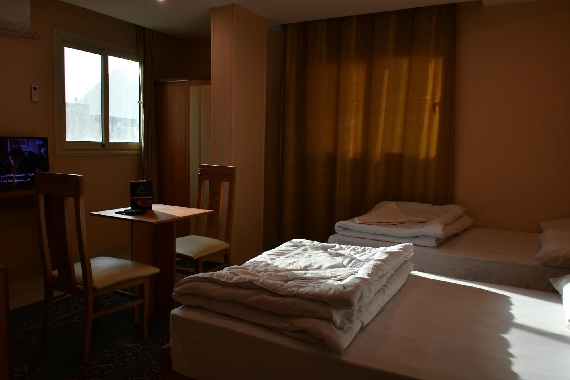 Grand Golden Pyramids View Hotel Kafret el-Gabal Екстериор снимка