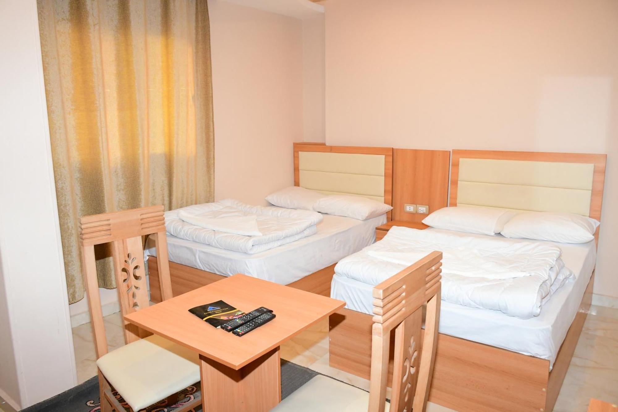 Grand Golden Pyramids View Hotel Kafret el-Gabal Екстериор снимка