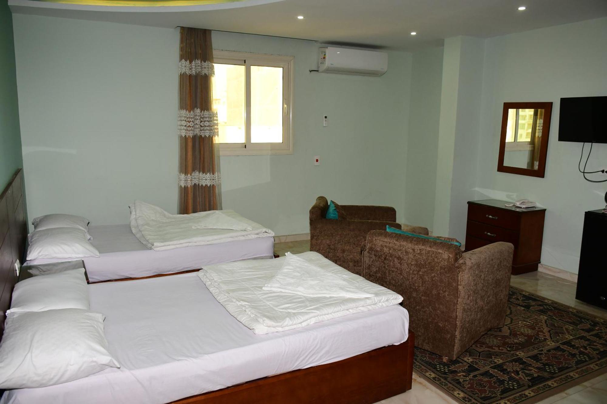 Grand Golden Pyramids View Hotel Kafret el-Gabal Екстериор снимка