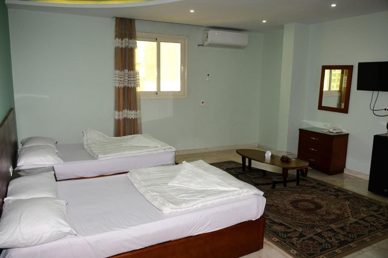 Grand Golden Pyramids View Hotel Kafret el-Gabal Екстериор снимка
